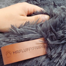 Charger l&#39;image dans la galerie, MrFluffyFriend™ - Coussin Anti-Stress Pour Chien

